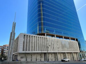 exterior of high rise builiding in salt lake city